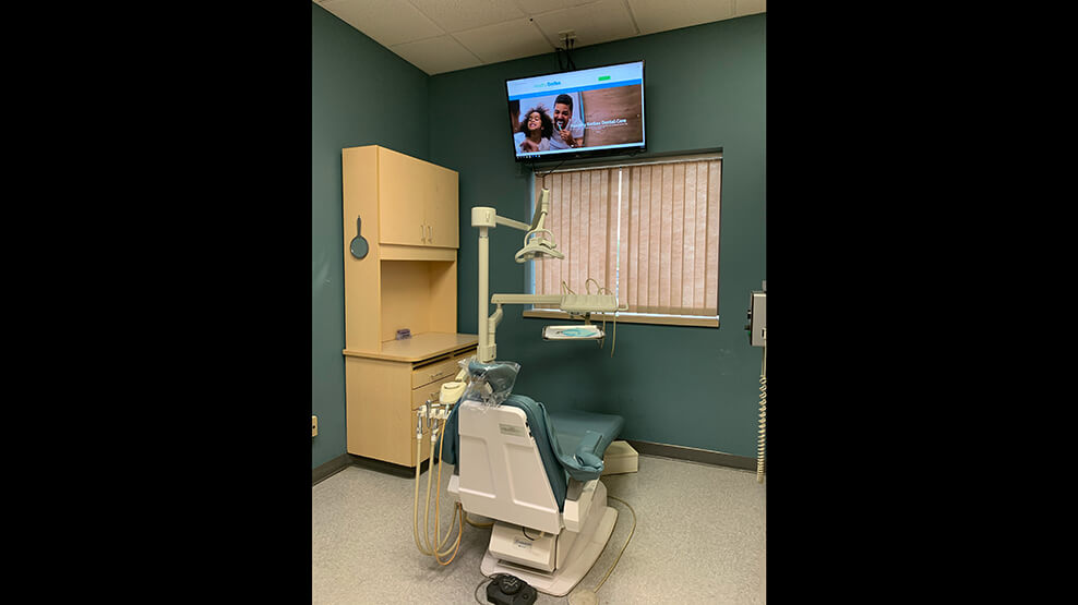 Dental treatment room